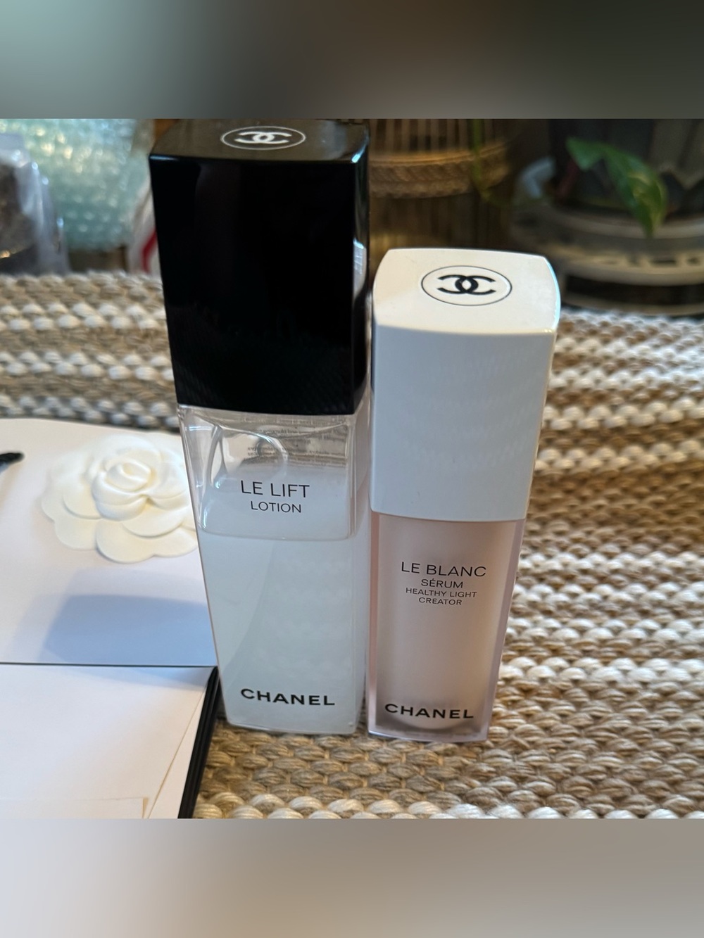 CHANEL Skincare & Nail Collection in Black, White, Gold - Picture 9 of 9